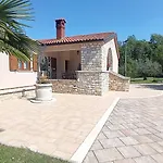 Krizanci Dom wakacyjny *