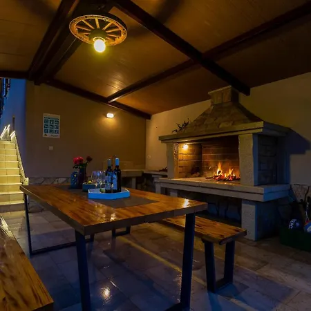 Holiday home Krizanci