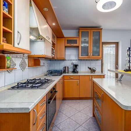 Krizanci Semesterbostad